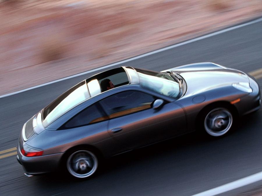  Porsche 911 Targa 2002 года  (US) (фото 2 из 18)